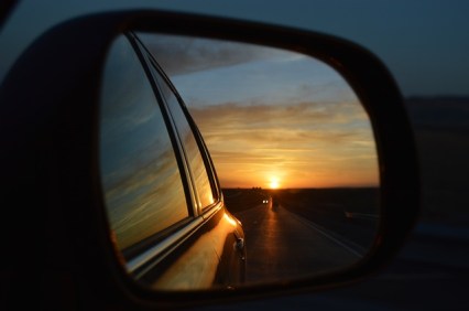 rear-view-mirror-835085_640